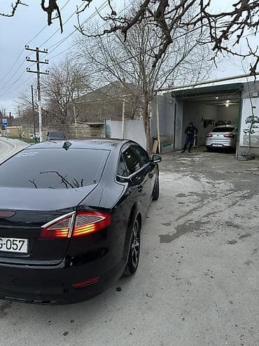 sedan maşın: Ford Mondeo: 2.3 l | 2009 il 375465 km Sedan — 4