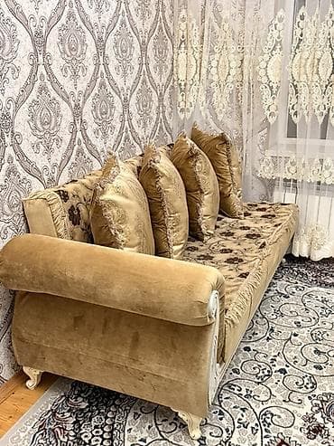 Divanlar: Divan, Açılmayan, Bazasız, Vеlur parça, Çatdırılma yoxdur — 5