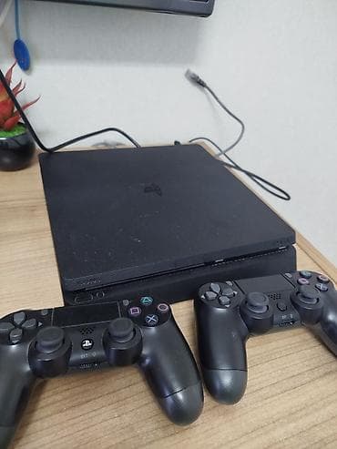 xbox konsolu: Problemi,qızma,səs çıxarma kimi problemlər yoxdu. Satmağımım səbəbi — 3