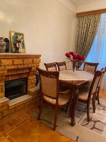 qobuda kirayə evlər: Badamdarda 2mertebeli binanın 2-cu mərtəbəsində yerləşən ümumi sahəsi — 3