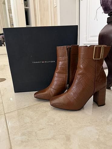 Tommy Hilfiger qadın botları - Model: FW05349 200 (qutudakı etiket) - — 1