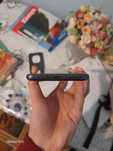 экран на телефон fly: Poco X7, 256 ГБ, цвет - Черный, Отпечаток пальца — 2