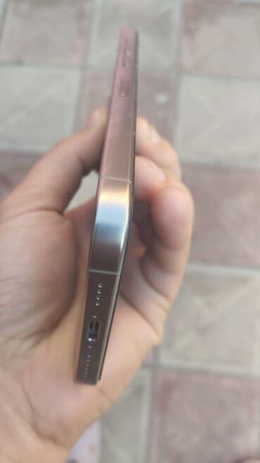 iphone 15 pro maxs: IPhone 16 Pro Max, 256 GB, Natural Titanium, Face ID — 7