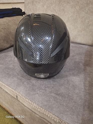 qazel matoru: Nitrinos tam üzlü motosiklet dəbilqəsi Xüsusiyyətlər: - Korpus — 2