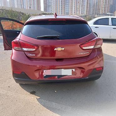 24/7 - Kuzov: 5 qapılı hatchback, al qırmızı rəng - Komplektasiya — 6