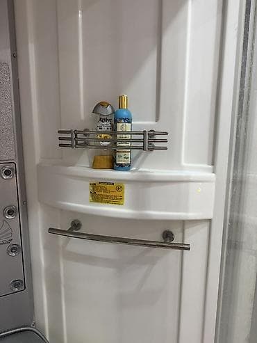 Hidromassaj funksiyalı duş kabinəsi - Künc tipli, yarımdairə formalı — 3