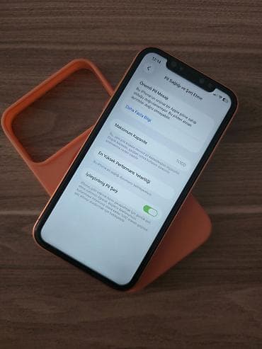 note 12 pro plus: IPhone 11, Narıncı, Face ID — 3