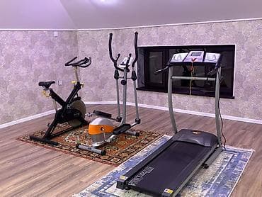 İdman və istirahət: HIITUP Sports Canada qaçış trenajoru - Elektrikli qaçış yoludur; ön — 5