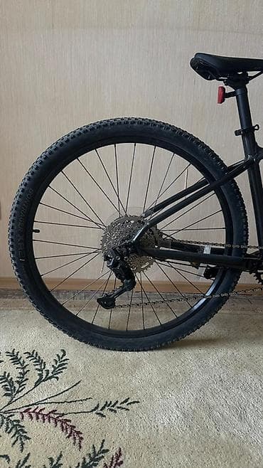 velosiped kameri: Trek Marlin seriyası dağ velosipedi 1600 manata Iki Təkər dükanında — 5