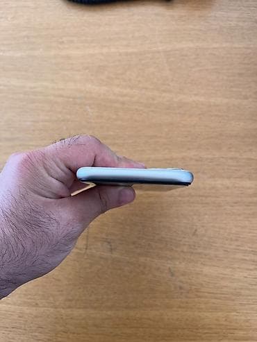 philips xenium 9@9d: IPhone 11, 128 GB, Ağ, Zəmanət — 3