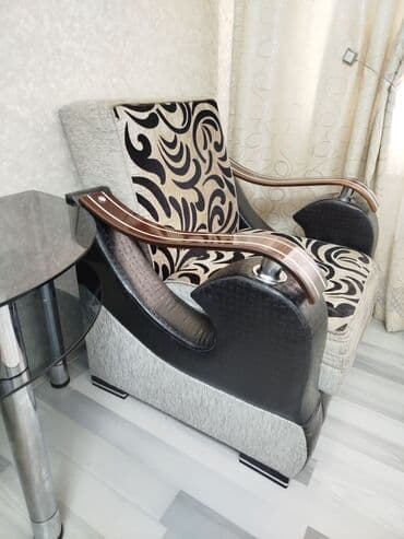 əncir cemi: İşlənmiş, Kreslo, Parça, Kredit yoxdur, Çatdırılma yoxdur — 1