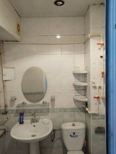 9 ci mikrorayon satilan evler: Bakı, 3 otaqlı, Köhnə tikili, 76 kv. m — 4