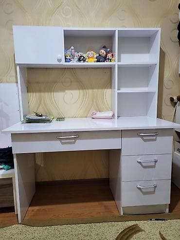 Ev və bağ: Düz masa, Stulsuz, Polkalı, Siyirməli, MDF — 2