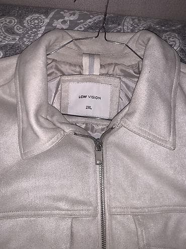 herbi geyim: Lc waikiki oversize jacket 2xl yazildigina baxmayın ölçüsü M-L — 2