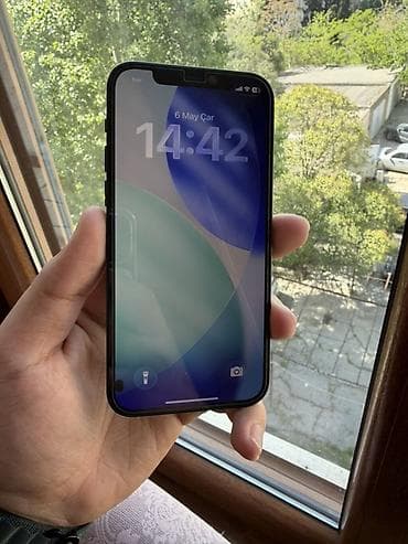 500 iphone: IPhone 12, Qara, Simsiz şarj, Face ID — 3