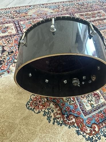 4 teker velosiped: Qara rəngli bas-baraban (kick drum) korpusu - Korpus: çoxqatlı ağac — 2