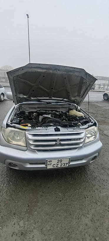 cip maşin: Mitsubishi Pajero iO (GDI) –2002 1.8 kompakt 4x4 şəhər/kəndetrafı SUV — 1