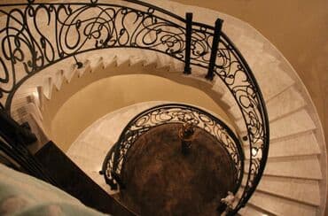 ev certiyojları: 7 otaqlı, 280 kv. m, Yeni təmirli — 3