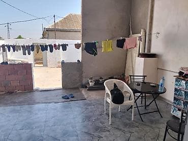 nerjavik stol: İşlənmiş, Masa və oturacaqlar — 6