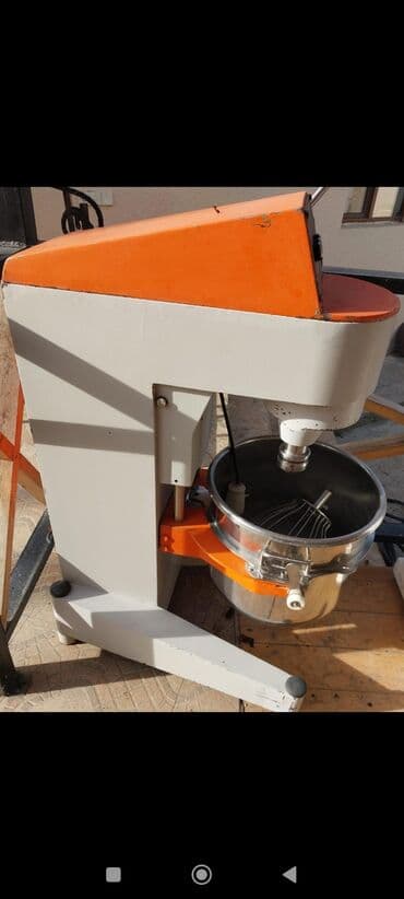 купить измельчитель сена бу: Mikser *SEVA XİRDALAN* Turkiyənin Altuntop firmasinin 60 litrlik 3 — 1