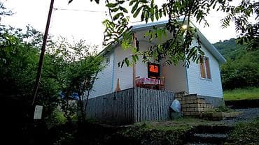 3 otaqlı mənzil: Lerik rayonunda gündəlik kirayə evlər Ev çay kənarında şəlaləyə yaxın — 2