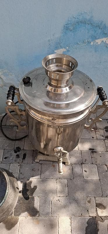 elektron kitab: Böyük həcimli elektrik samovar.ili1982.45 lt - Material: mis gövdə və — 5