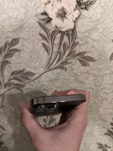 appl: IPhone 13 Pro, 128 GB, Black Titanium, Face ID — 5