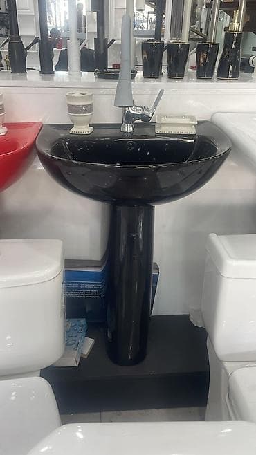 tula: Tulpan. Moyka. Çanaq. Canaq. Umivalnik. Rakvina. Hamam moykası. Ölçü — 1