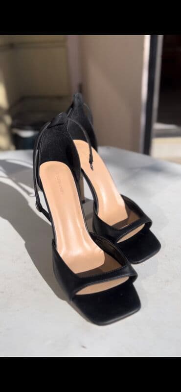 женские пляжные шлепанцы: Размер: 39, Б/у — 6