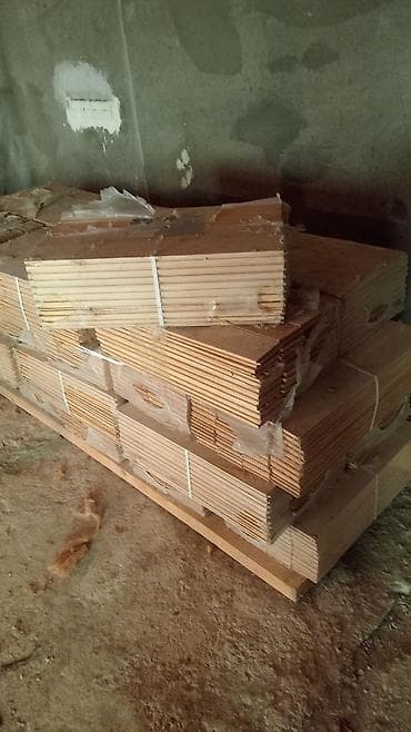 ⚜️Salam təmiz Göyrüş parketididi. 60kv -dır.⚜️Qiymət :1 kv: 40 AZN-dir