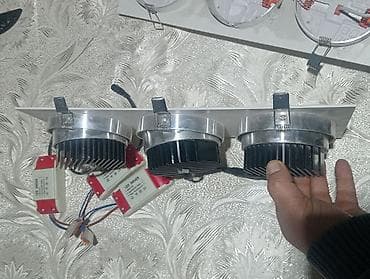 Məhsul: İki və üç lampalı kvadrat panelli tavan tipli LED spot lalafo.az -da Məhsul: İki və üç lampalı kvadrat panelli tavan tipli LED spot