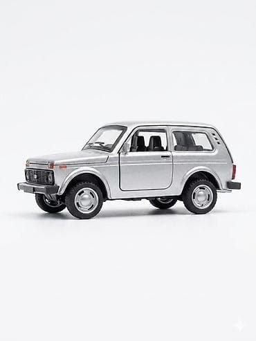 Metall model avtomobil – LADA Niva (klassik 3 qapı) miniatürü -