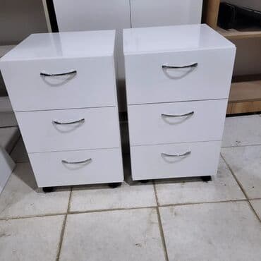 skaflar qiymeti: Tumbuçkalar YENIDIR 👍 Reng: Ağ parlaq✅️ Hundurluk 65 sm✅️ Eni ve — 3