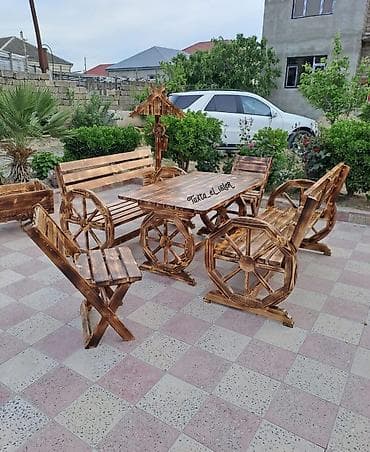 Dördbucaq masa, 2 stul, Açılmayan, Stullar ilə, Taxta