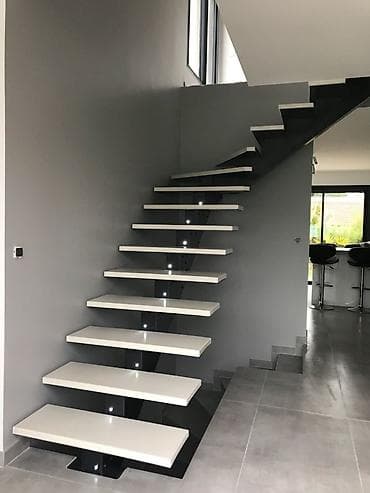 Новое на lalafo: Pilləkən və ya Pilləkən marşı — kiçik şaquli məsafələrə bölünməklə iri — 8