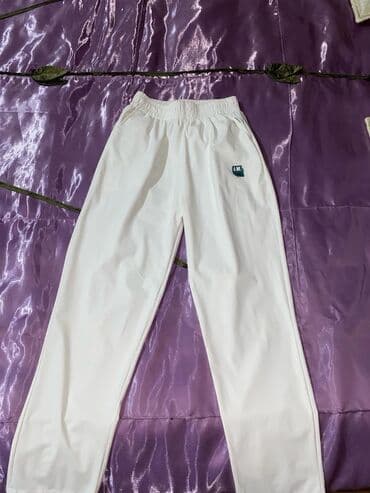 qadın geyimi: Qadın köynəyi – düyməli - Ölçü: 36 (etiketdə “6m 36 razmer” qeyd — 15