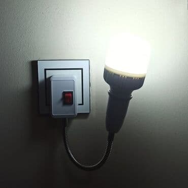 himalay duzu lampası: İşıq masa üstü lampa ilə birlikdə — 3