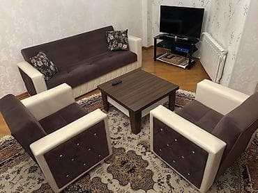 madeyra metbex stolu: 2 ayin divan desdi 500 azn. Acilir+bazalidir.(1200 azn — 1