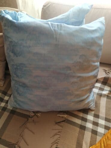 alize puffy qiyməti: Balış birinin giymeti 15 manat — 2