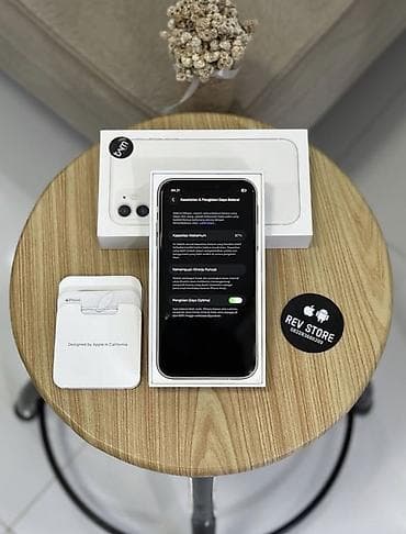 iphone 12 pri: IPhone 11, 128 GB, Ağ, Zəmanət, Kredit, Simsiz şarj — 4