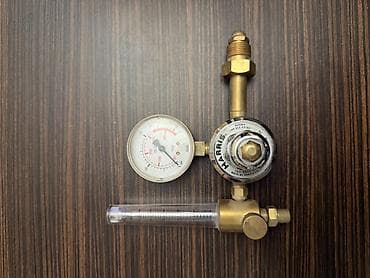 təzə xalçalar: 🔧 Satılır: HARRIS qaz reduktoru (flowmeter ilə) 📌 Vəziyyəti: Tam — 1