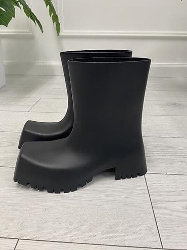 Qara rəngli orqinal Baleciaca - Model: qısa boğazlı, kvadrat burunlu — 2