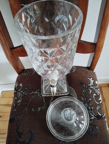 şam ağacı satılır: Rəng - Ağ, Xrustal, Rusiya — 2