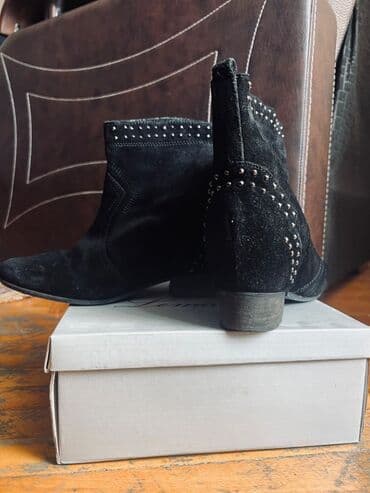 rezin qısa çəkmələr: Ölçü: 38, İşlənmiş — 3