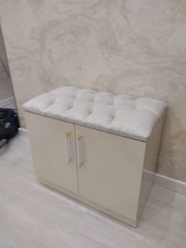 ayakkabı şkafı: Yeni, Pufik oturacaq — 1