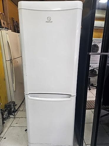 Mikrodalğalı sobalar: 2 qapılı Indesit Soyuducu Satılır, rəng - Ağ — 1