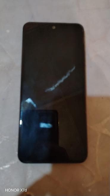 redmi ekran sekilleri: Redmi smartfon Xüsusiyyətlər: - Arxa kamera bloku: çoxmodullu sistem — 2