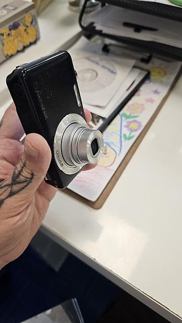 iphon 7: Sony Cybershot DSC W710 kamerası 8GB yaddaş kartı Cardreader və — 1