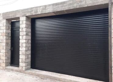 чугунная ванна продать: Naxışlı, qara rəngli ikiqapılı dəmir darvaza, üstündə və qapılarında — 8