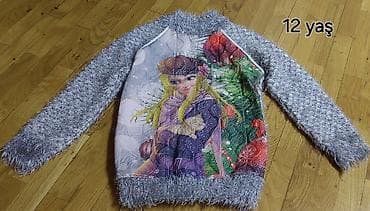 ucuz xoncalar: Uşaq geyimləri 🌸 Hamısı təmiz və səliqəlidir 🧥 Kurtkalar — 5 AZN 👕 — 5
